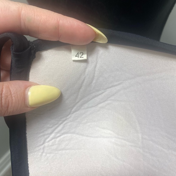 Black bikini top - Picture 3 of 4